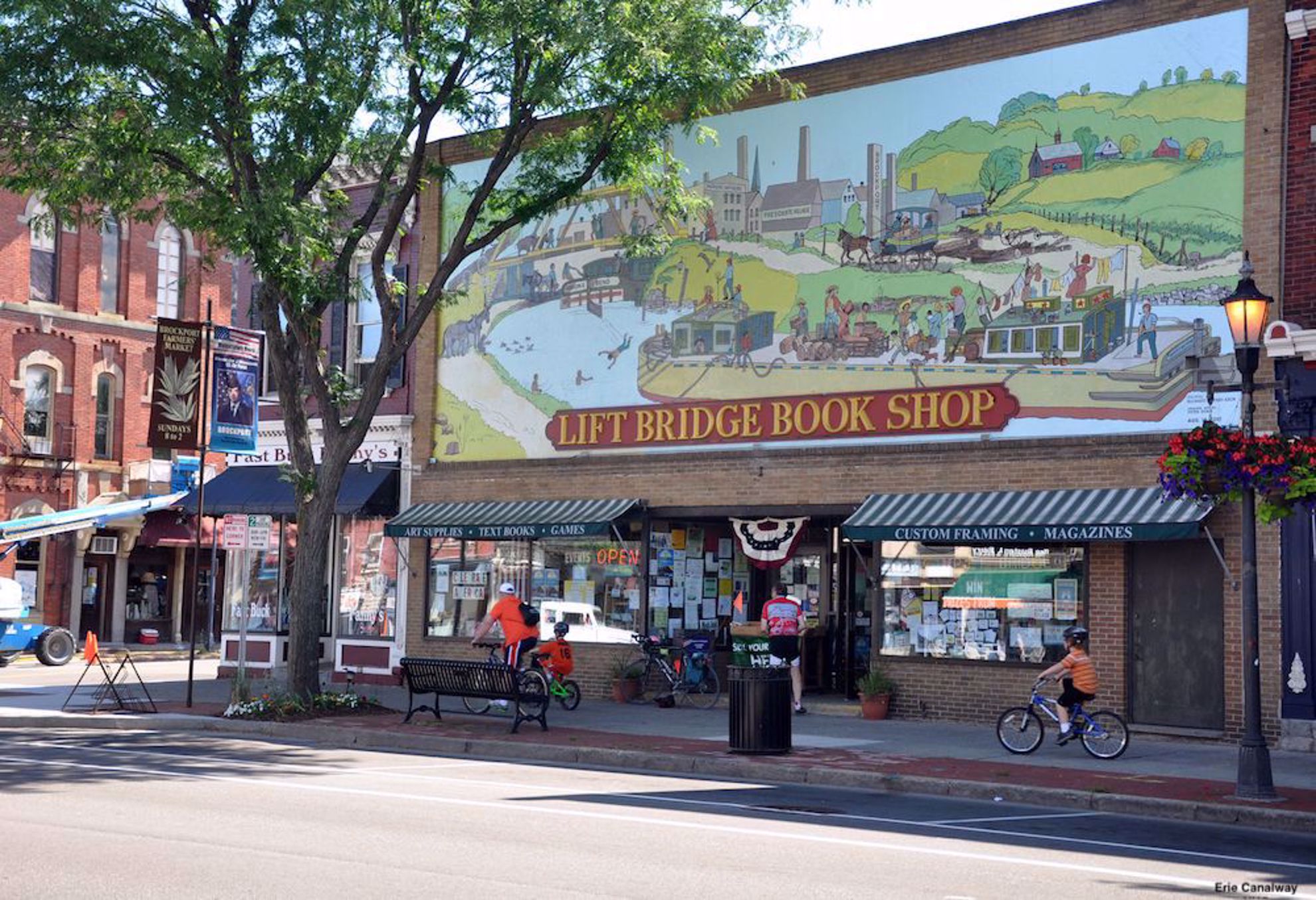Brockport store front with mural