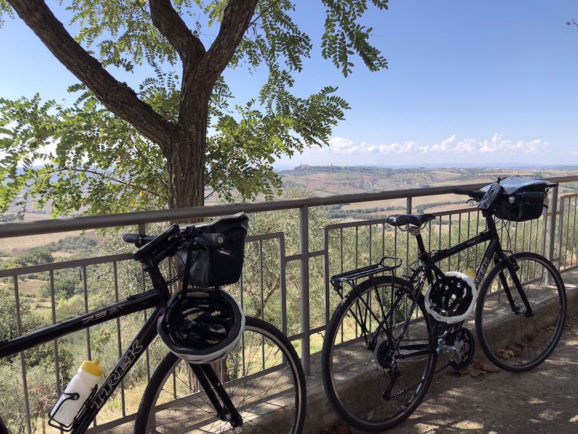 Bikes with view Tuscany