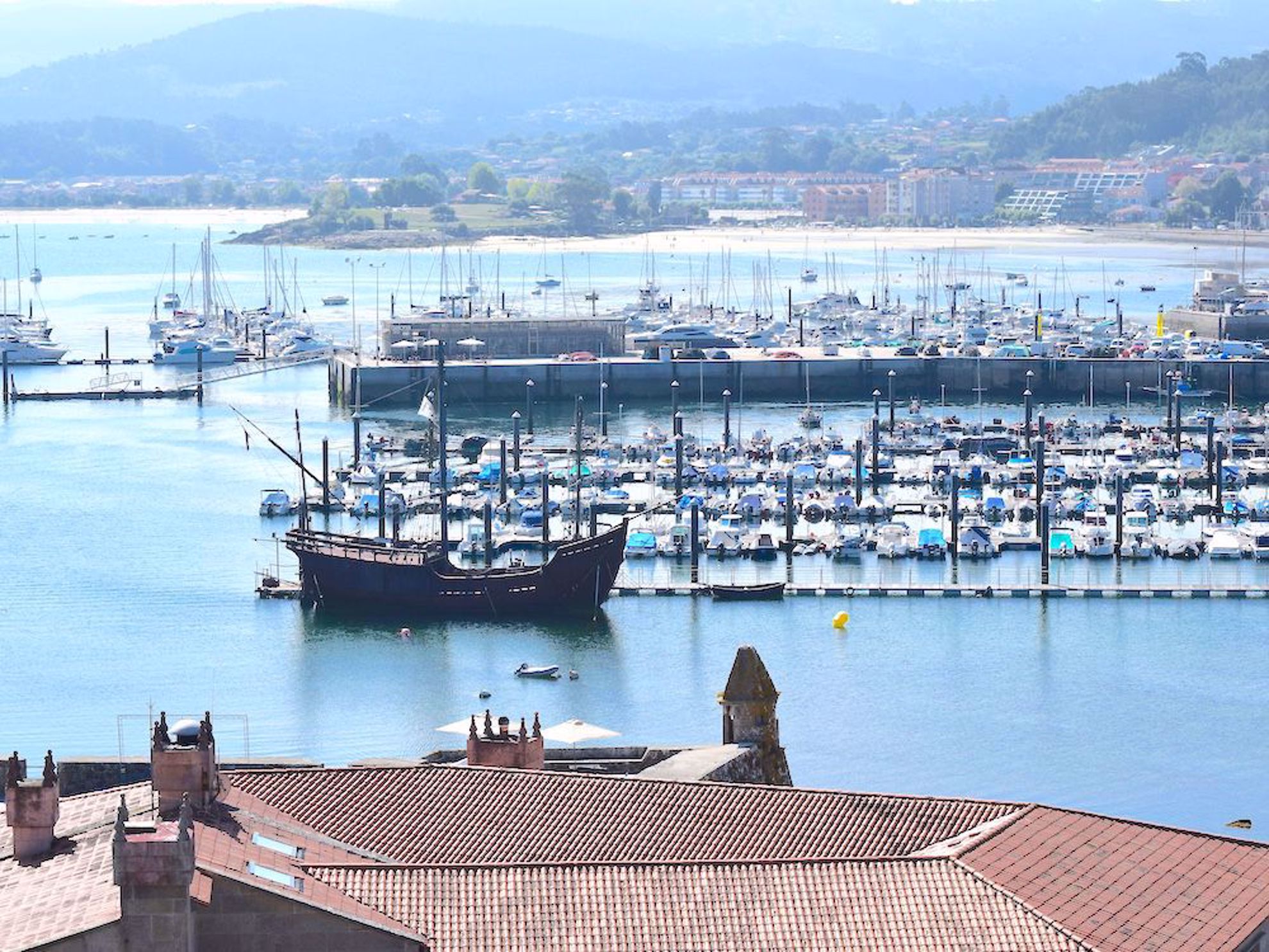 Baiona with reconstructed ship Pinta